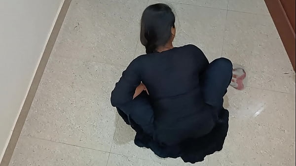 Gadis India Seksi, Pembersih Kamar, Ngentot Dengan Pemilik Kamar, Suara Hindi Jelas