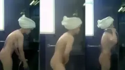 Mata-mata Di Balik Kaca Kamar Mandi