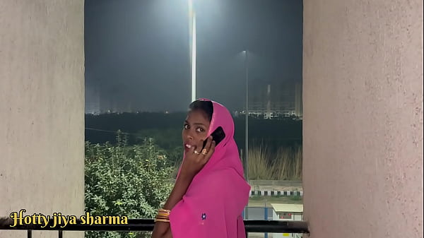 Ketika Ayah Tiri Pergi, Anak Tiri Menggila Dengan Ibu Tiri Yang Bergoyang Di Karwa Chauth