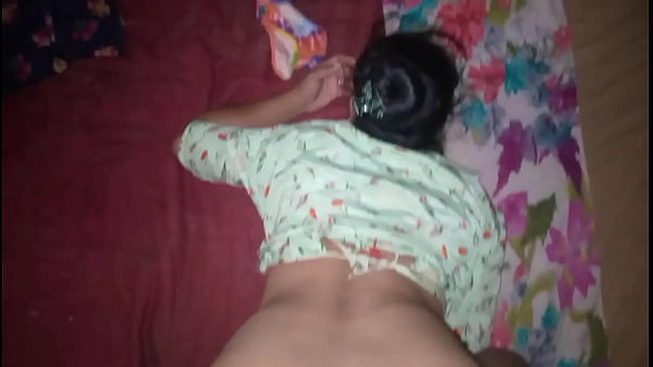 Gila, Desi Cewek Gue Peluk Sampe Meringis, Badan Panas Nempel, Bibir Basah Nunggu Digigit.