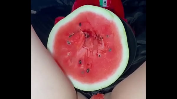 Gadis Muslim Cabul Ketagihan Masturbasi Pakai Makanan, Kontol Maniak Salju Arab, Kompilasi Bokep Keras Kink Fetish Aneh