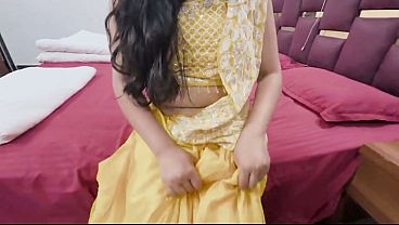 Bhabhi Bas Gili Chut Se Mana Kar Di, Jab Devar Ka Gussa Aaya.