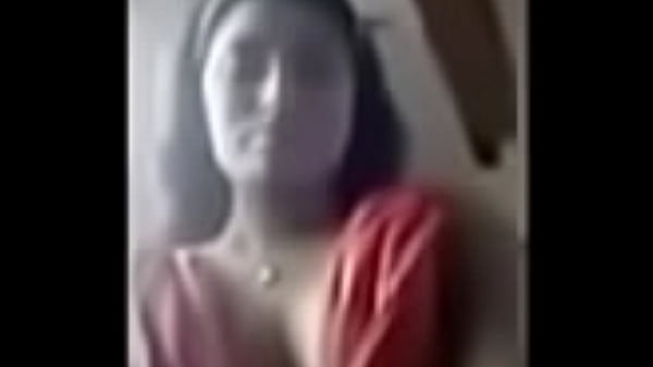 Tetes Susu Perempuan India Yang Menggoda