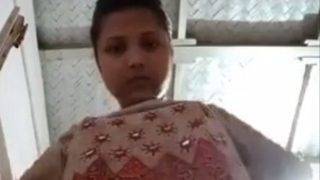 Dada Gede Ala Desa, Si Seksi Buka-bukaan.