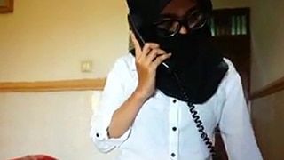 Miss Hijab Hyper Project 14, Di Kamar Telepon Room Service Langsung Diajak Ngewe.