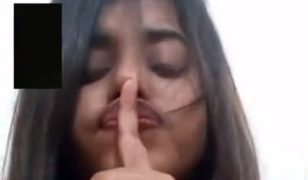 Ssst… Jangan Bilang Siapa-siapa, Ada Pamer Bugil Hot.
