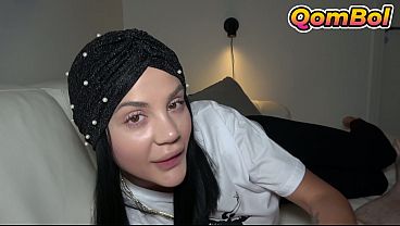 Ngentot Seru Bareng Kakak Tiri Jilbab Turki, Elnaz Lagi Horny Banget