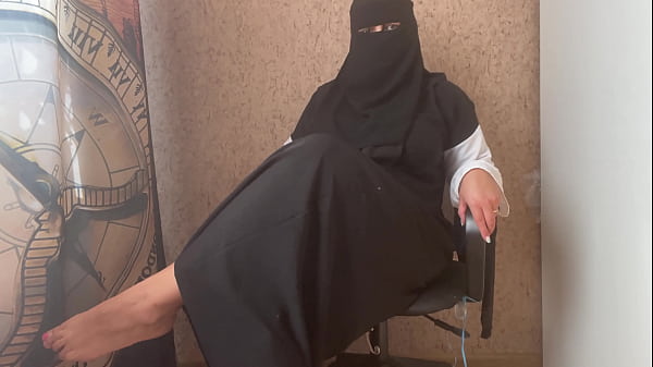 Joi Panas Dari Ibu Arab Berhijab Yang Bikin Keluar Air Liur