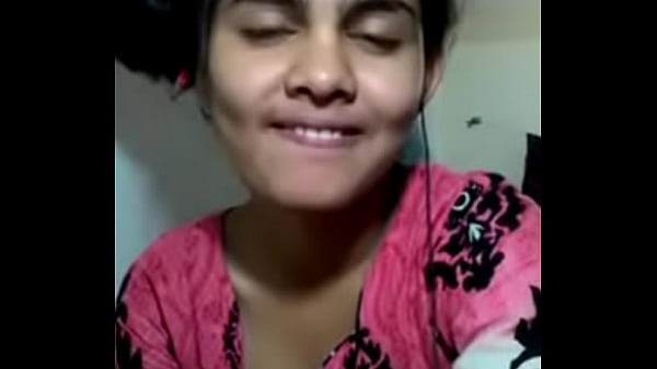 Cewek India Bikin Greget, Bikin Pengin Gigit Bibir Sambil Ngeliatin Lekukannya.