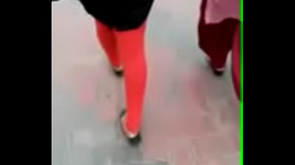Desi Cewek Bengali Ngesot Di Pinggir Jalan, Siap Digoyang