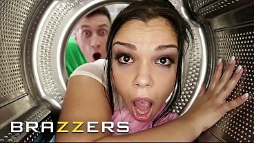 Ngentot Liar! Para Bintang Brazzers Terjebak Di Situasi Panas, Berujung Ml Brutal Di Kompilasi Ini