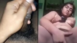 Cewek India Cantik Pake Toket Gede Lagi Mainin Diri Sendiri
