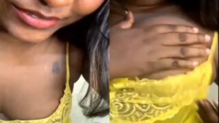 Live Streaming Cewek India Selatan Pamer Tetek Gede