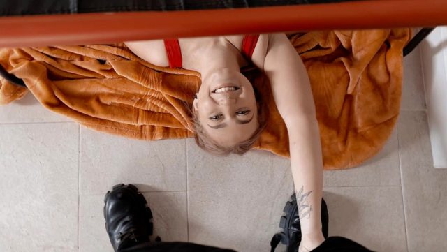 Mofos – Cewek Nempel Kayak Lem, Bikin Kontol Gak Bisa Lepas