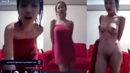 Pamer Badan Basah Abis Mandi, Panya Toge Siapin Tontonan Hot Vip
