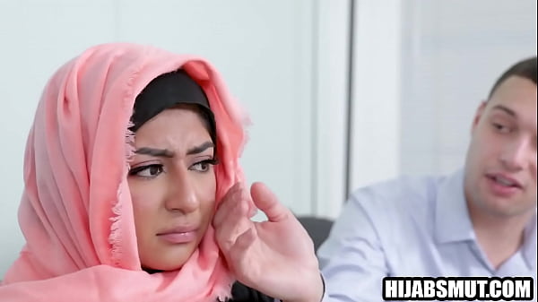 Gadis Jilbab Terpaksa Digenjot Bule Amerika