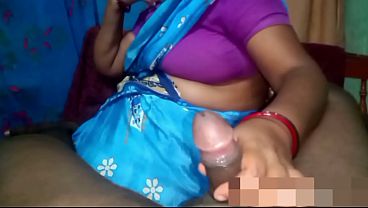 Ibu Rumah Tangga Kerala Bergoyang Panas Di Ranjang, Main Seru Pakai Alat Bantu Buatan Sendiri