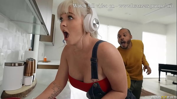 Tonton Penuh! Pacarku Ngewe Anal Besar – Kay Carter, Delilah Day / Brazzers / Streaming Dari Www.brazzers.promo/ana
