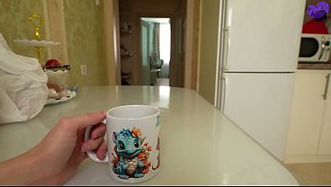 Pagi-pagi Udah Disedot Sama Mama Tiriku, Bikin Merem-melek.