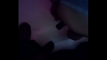 Ibu Muda 31 Tahun, Pusing Lihat Kontol, Temen Mabuk Bikin Crot Di Akhir.