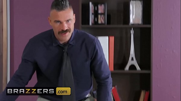 Bosok Gede Di Kantor – (monique Alexander, Charles Dera) – Bos Dikendalikan Dari Jauh – Gerakannya Bikin Malu