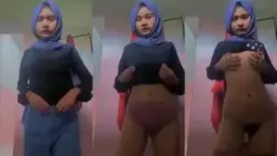 Abg Bocil Hijab Lagi Pamer Tocil Bikin Ngilu