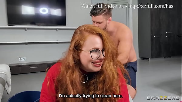 Yola Ngibrit Sambil Bersih-bersih, Ngewe Diam-diam / Brazzers  / Download Full Di Https://zzfull.com/has