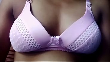 Malam Ini, Gadis India Super Panas Siap Bikin Lo Ngiler Dan Nggak Bisa Tidur.