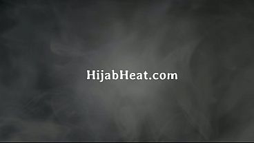 Bosok Arab Muslim Dijebak Bertiga Di Tempat Kerja.
