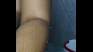 Ibu Tiri Desi India Mandi, Mms Kamera Tersembunyi, Istri Asli Colong Colongan.