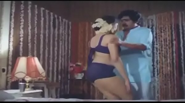 Cewek India Bikin Tegang, Siap-siap Meleleh.